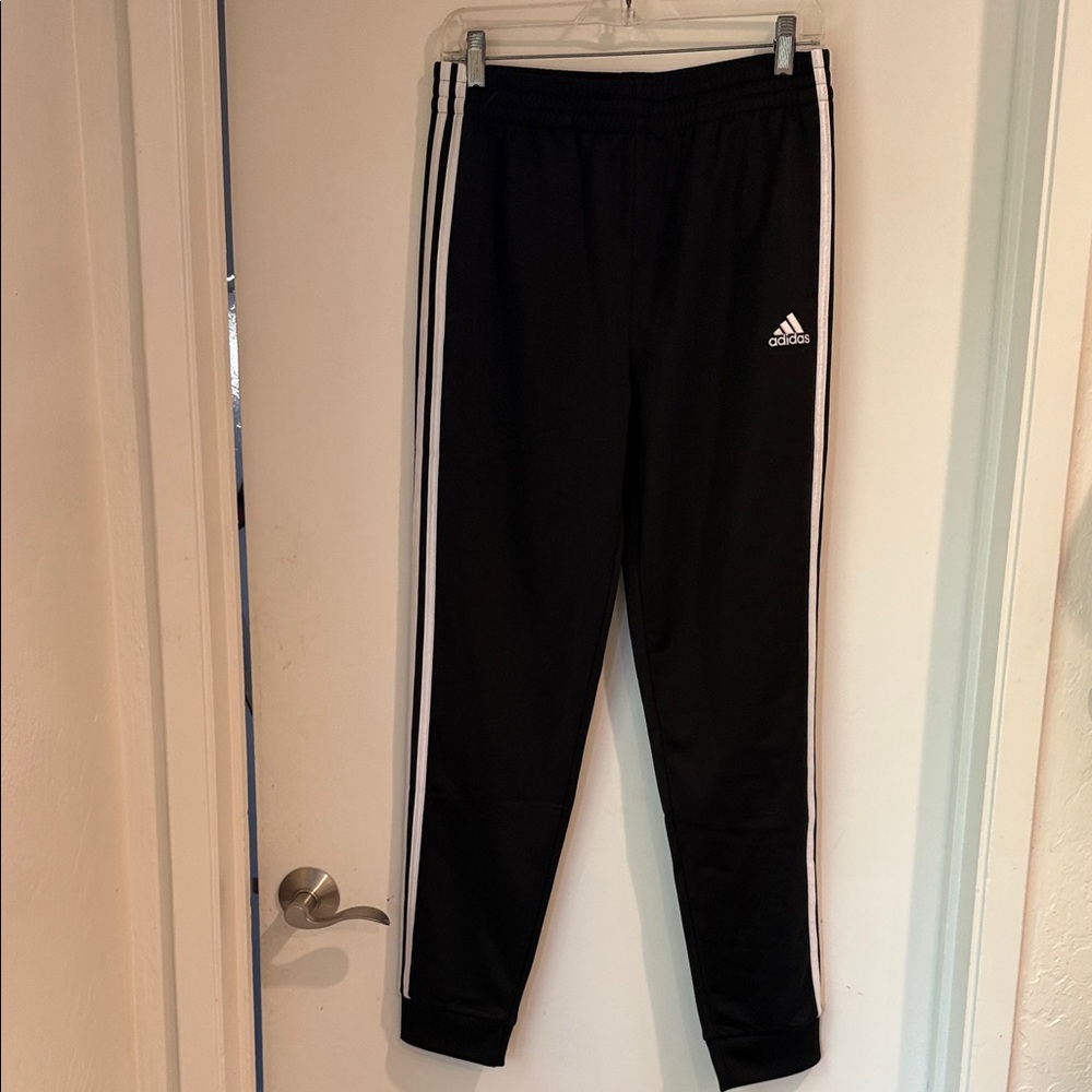 Kids Xl 16-18 adidas Black Jogger Pants with White Side Stripes Like New
